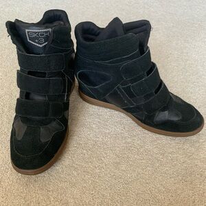 Skechers Women’s Sneakers, Size US 10